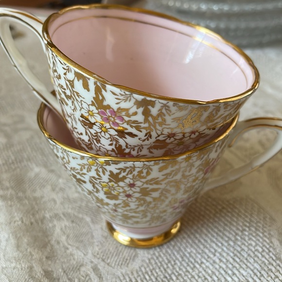 Vintage set of 2 Royal Stafford bone china Demitasse cups pink & gold chintz - Picture 7 of 10